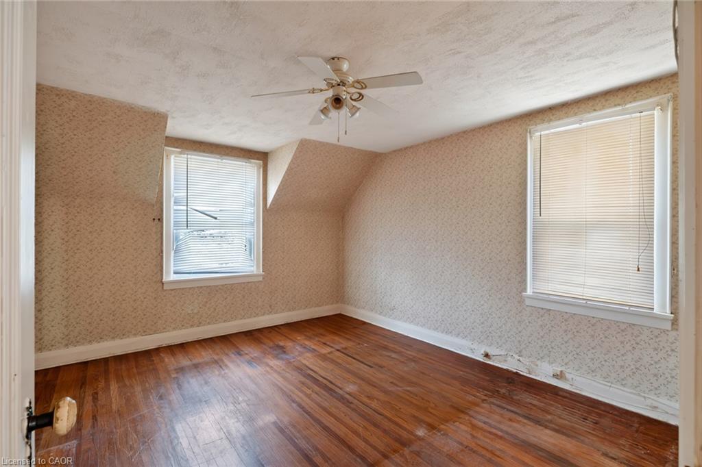 21 Ormond Crescent Property Photo 22