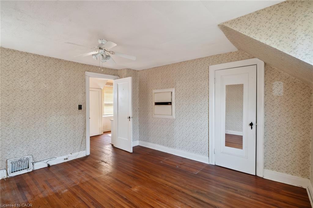 21 Ormond Crescent Property Photo 24