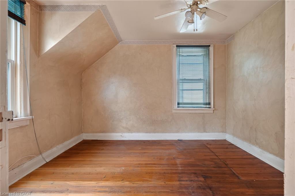 21 Ormond Crescent Property Photo 25