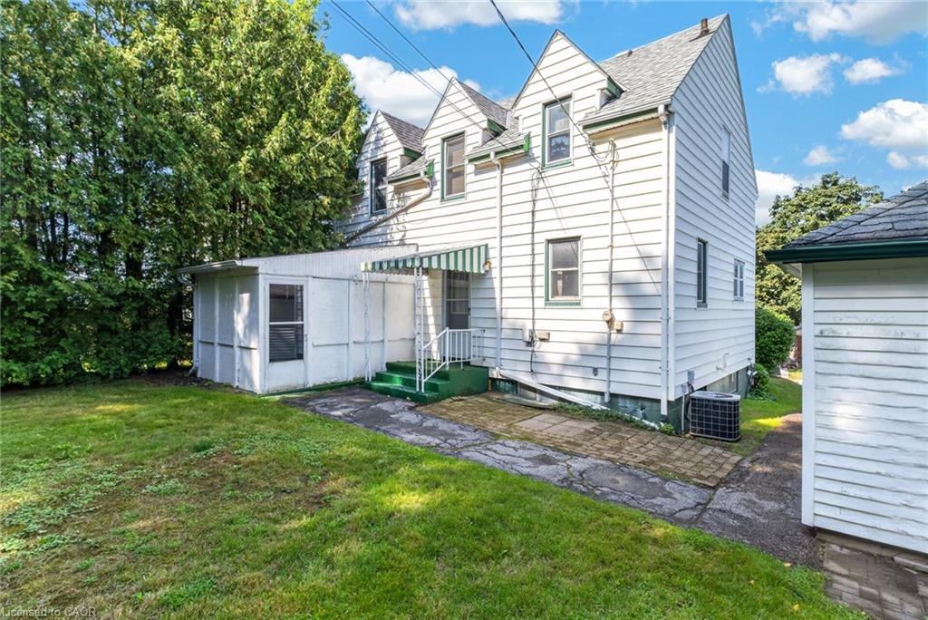21 Ormond Crescent Property Photo 32