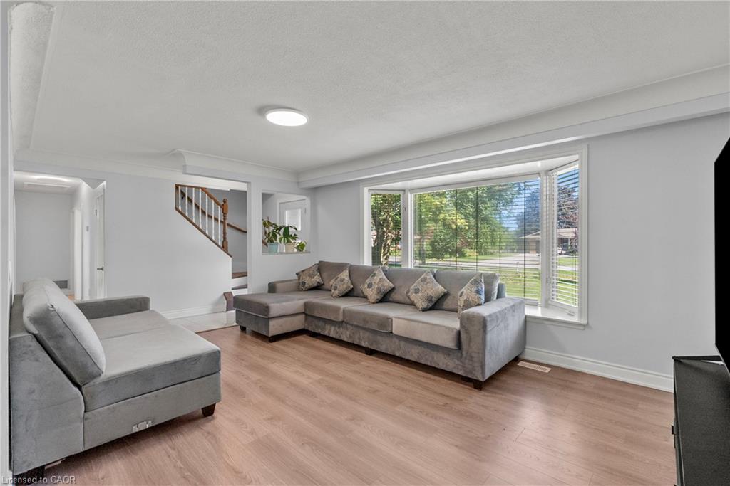 1648 Third Avenue Property Photo 7