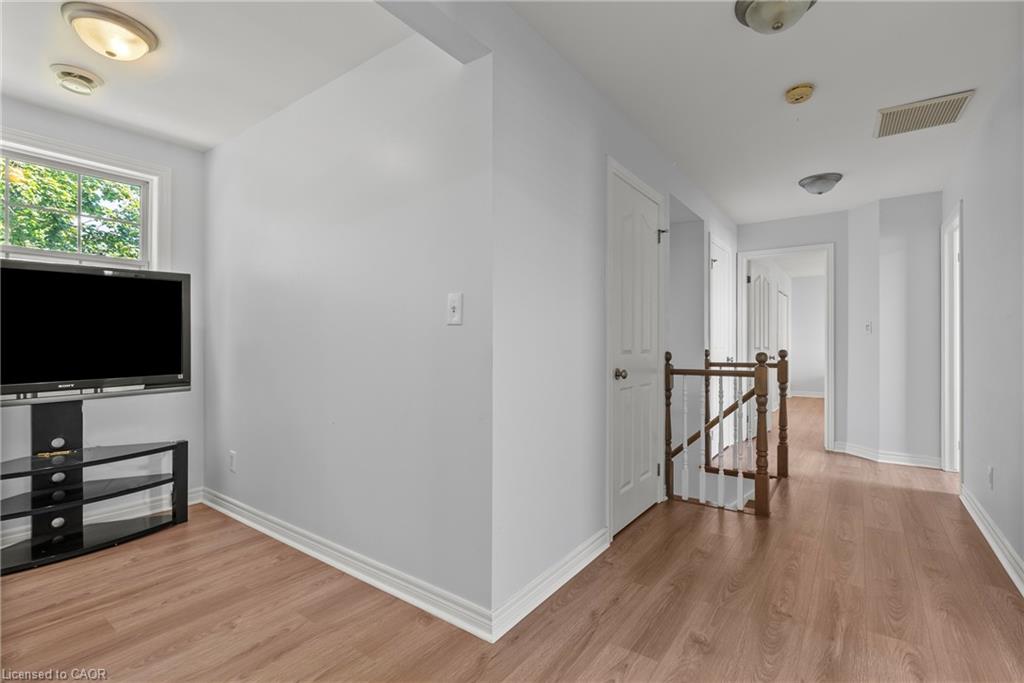 1648 Third Avenue Property Photo 17