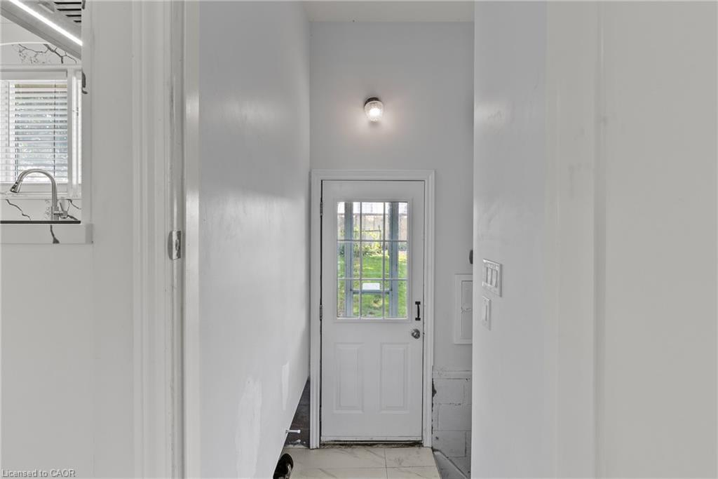 1648 Third Avenue Property Photo 24