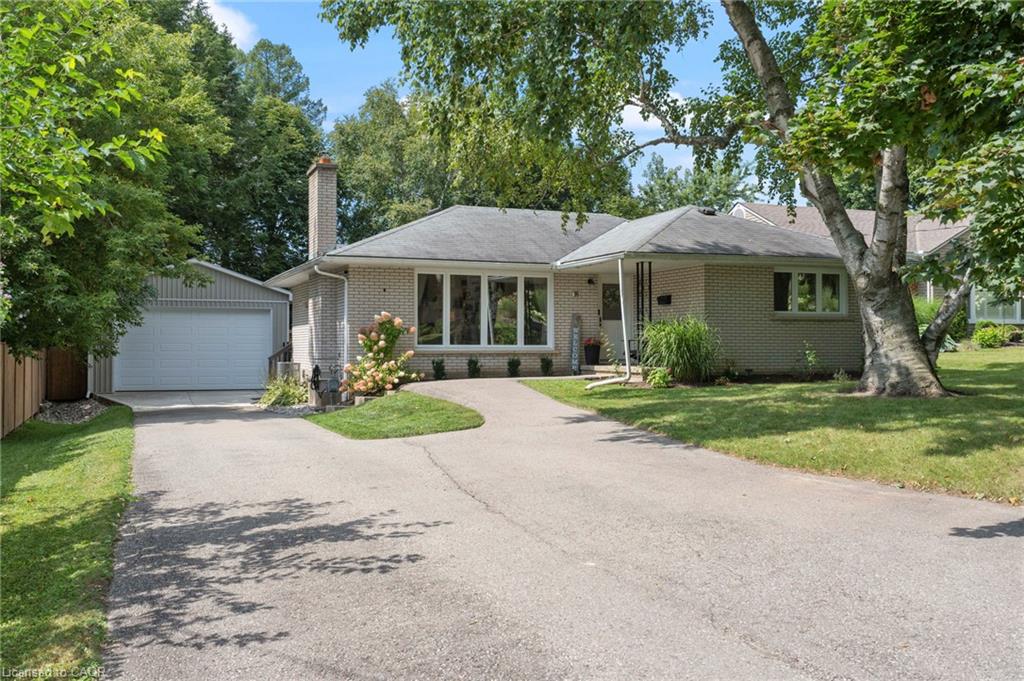 16 Gibson Drive Property Photo 1