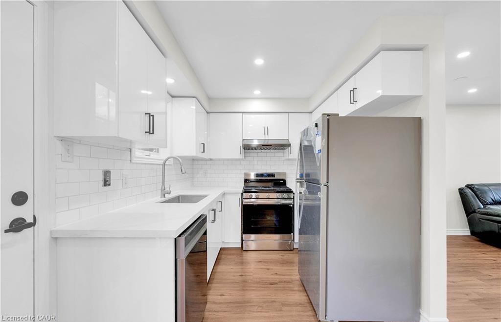 191 Stirling Macgregor Drive Property Photo 14