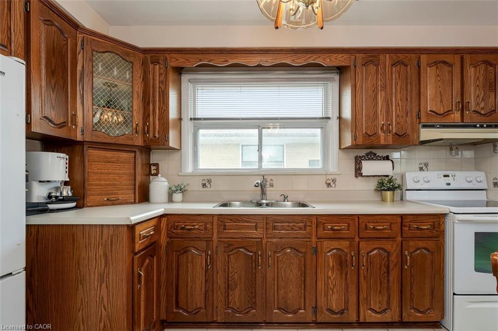 139 Vodden Street E Property Photo 14