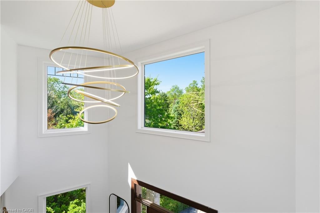 5779 Third Line Property Photo 11