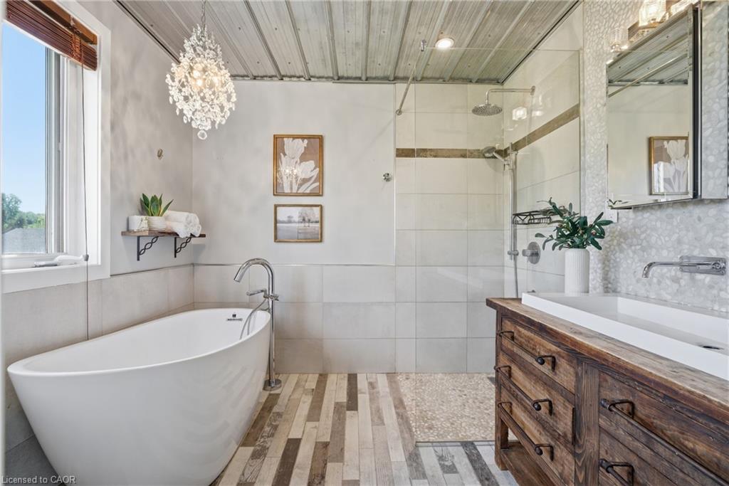 5779 Third Line Property Photo 26