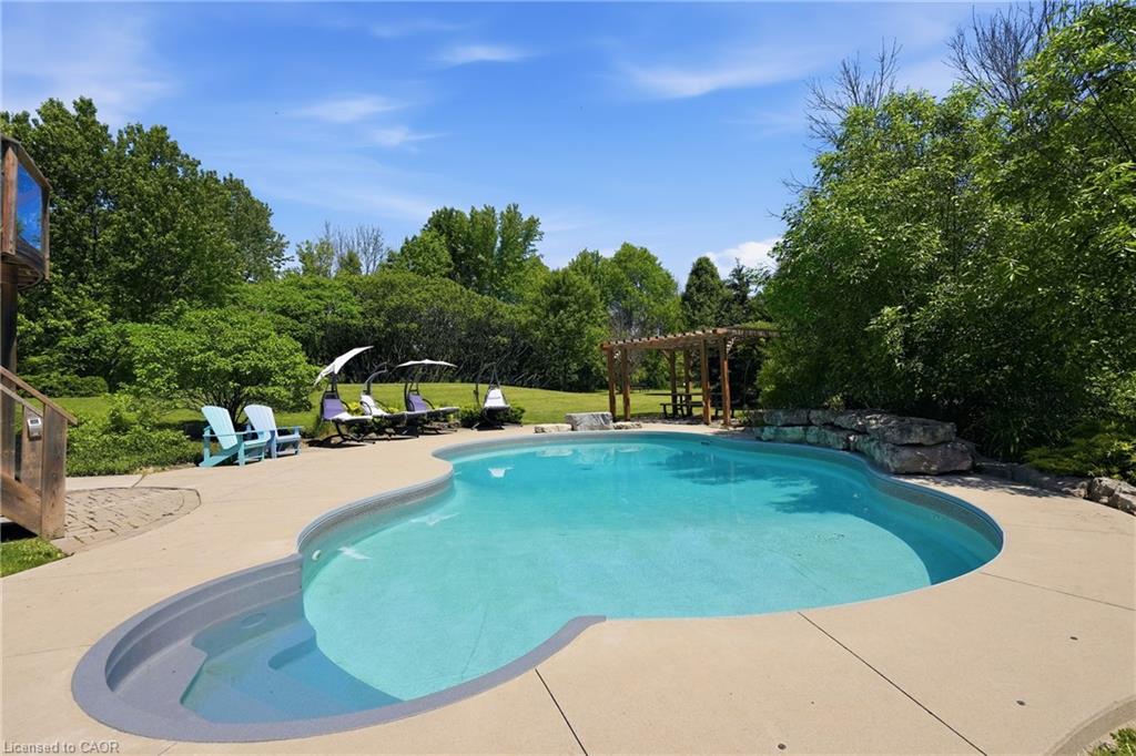 5779 Third Line Property Photo 39