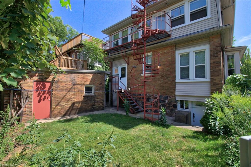 22 Blake Street Property Photo 47