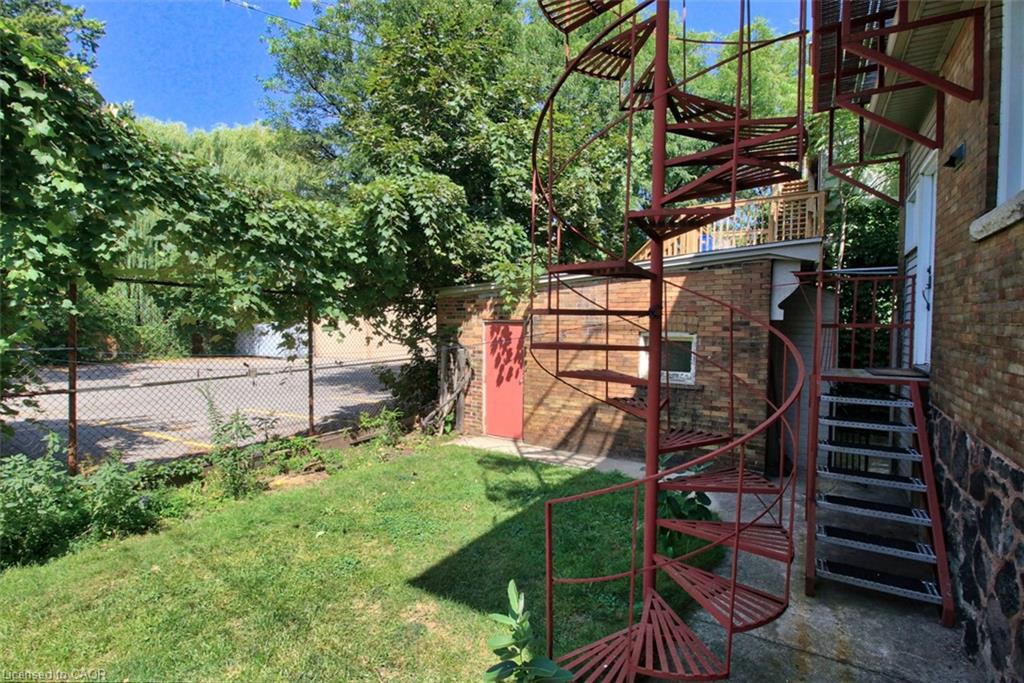 22 Blake Street Property Photo 48