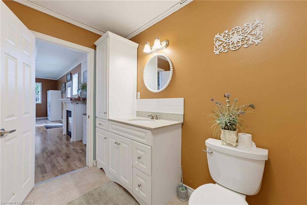 46 Garden Crescent Property Photo 11