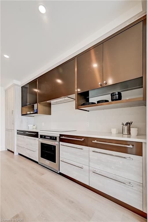 416-6523 Wellington 7 Road Property Photo 12