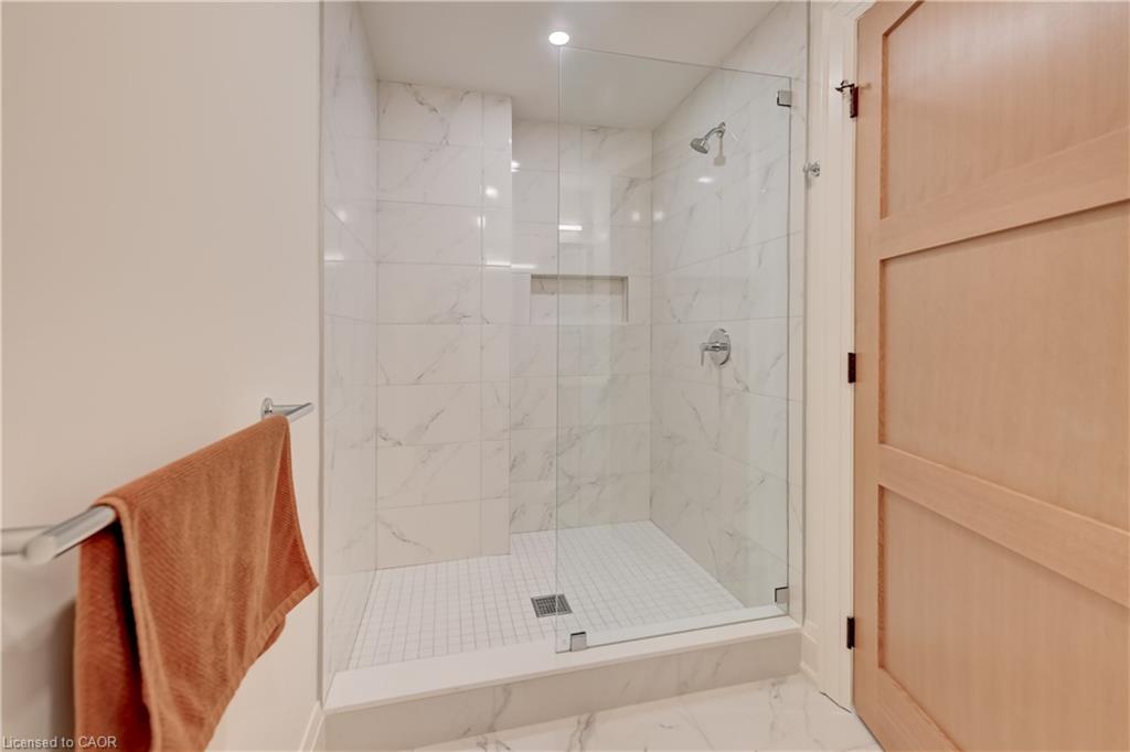 416-6523 Wellington 7 Road Property Photo 30