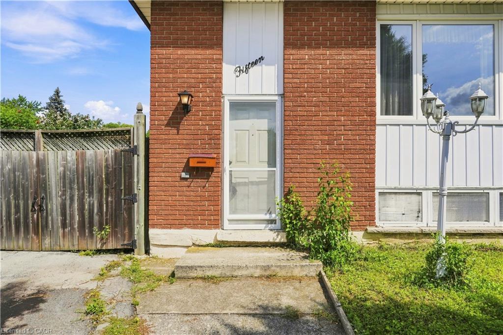 15 Duncairn Court Property Photo 5