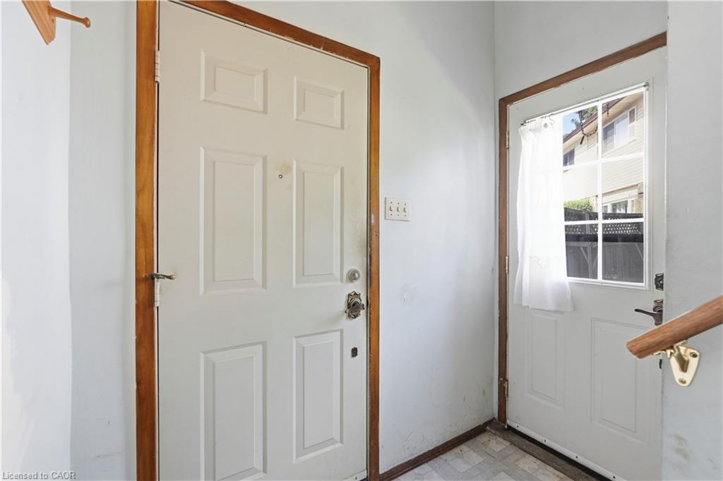 15 Duncairn Court Property Photo 6