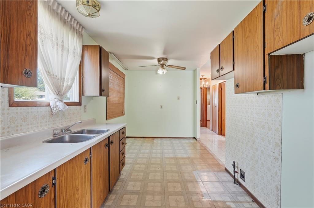 15 Duncairn Court Property Photo 9