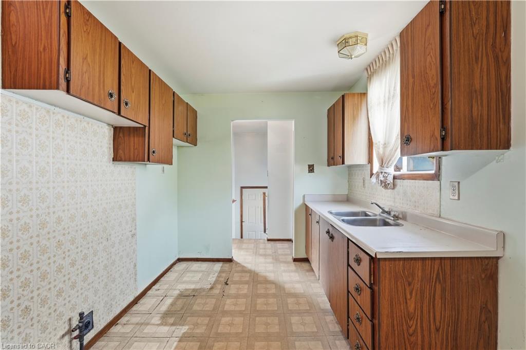 15 Duncairn Court Property Photo 12