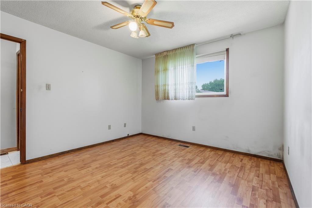 15 Duncairn Court Property Photo 18