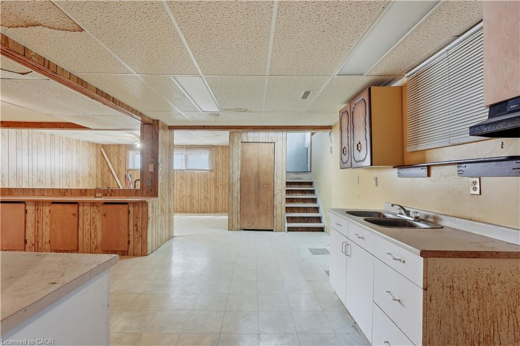 15 Duncairn Court Property Photo 33