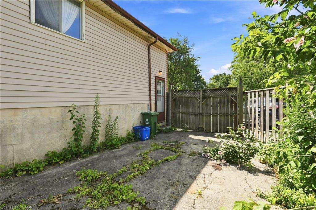 15 Duncairn Court Property Photo 45