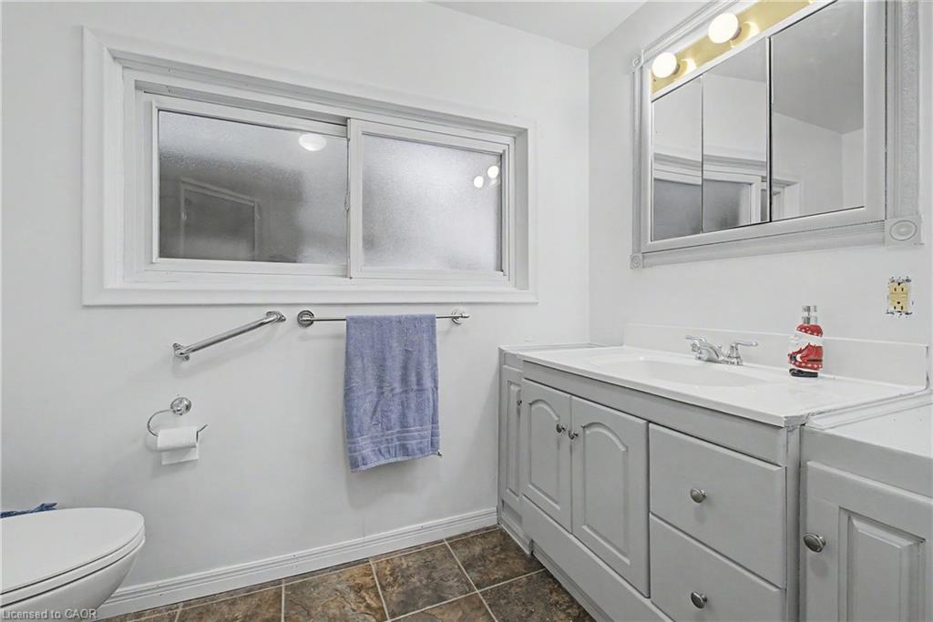 168 Asmus Street Property Photo 24