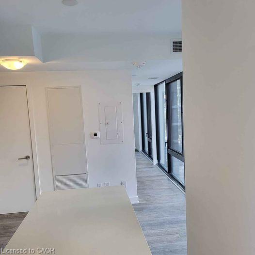 503-47 Mutual Street Property Photo 5