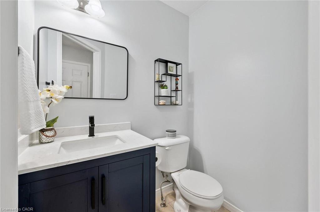 21-31 Schroder Crescent Property Photo 9