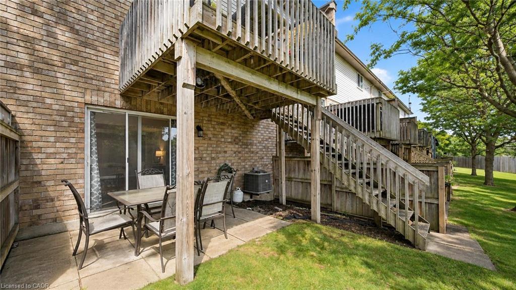 21-31 Schroder Crescent Property Photo 20