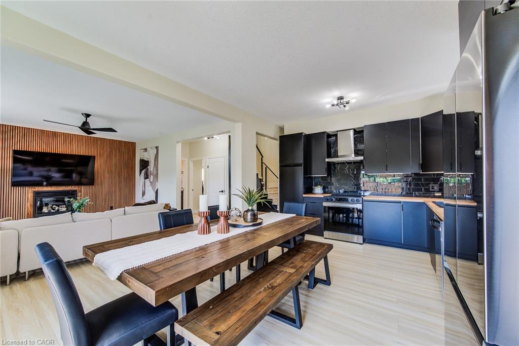 210 Hawkswood Drive Property Photo 11