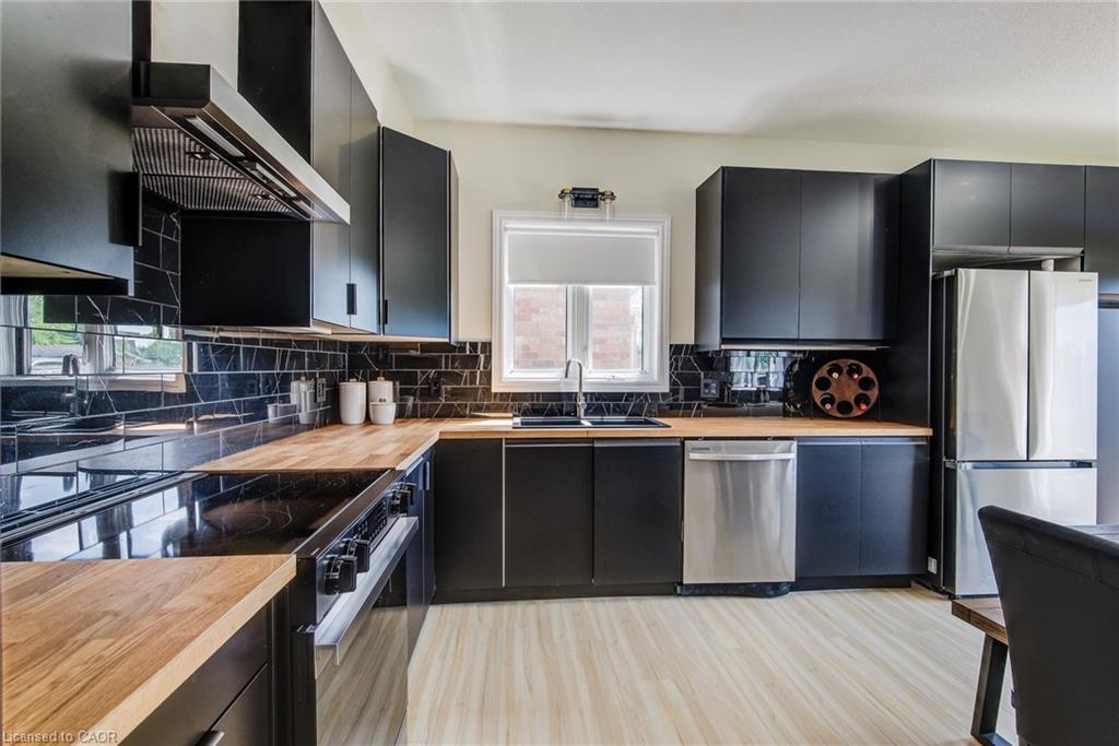 210 Hawkswood Drive Property Photo 12