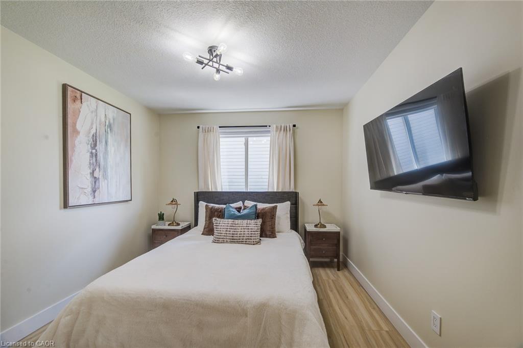 210 Hawkswood Drive Property Photo 18
