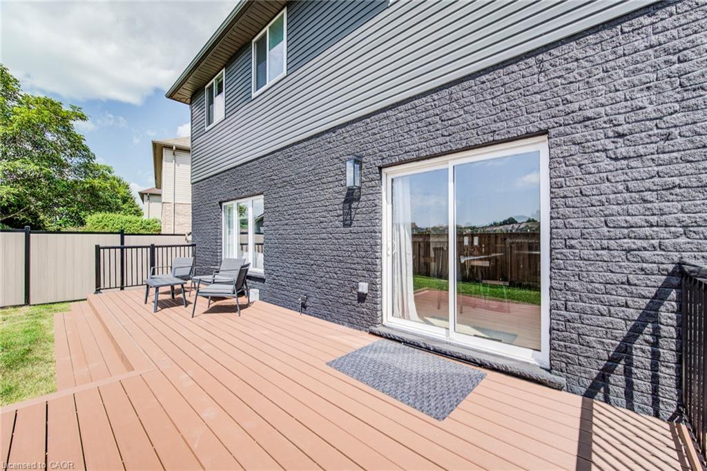 210 Hawkswood Drive Property Photo 25