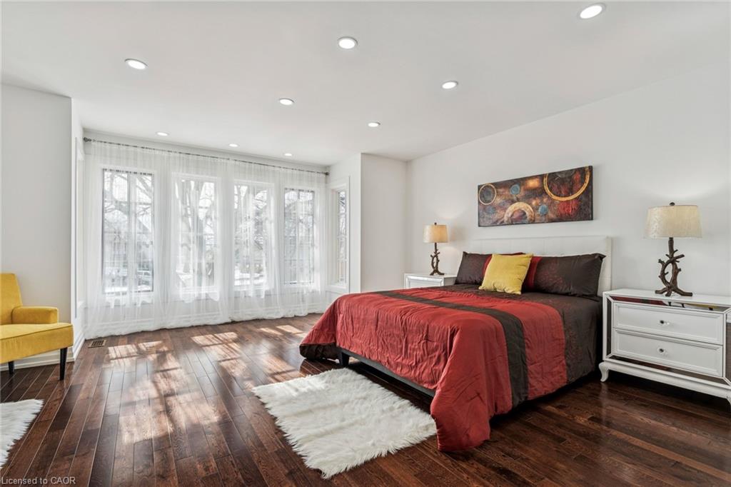 7 Rollins Place Property Photo 35