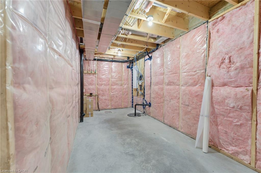 741 Hollinger Avenue S Property Photo 23