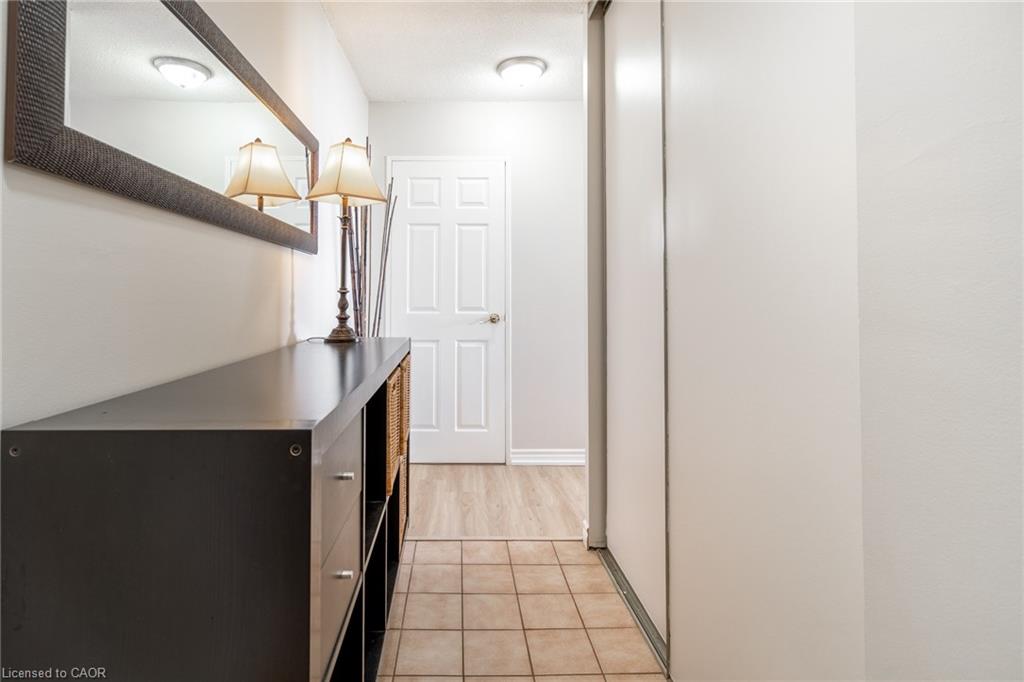 811-700 Dynes Road Property Photo 8