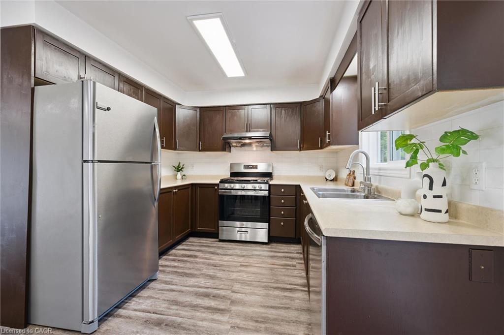 9-600 White Elm Boulevard Property Photo 7