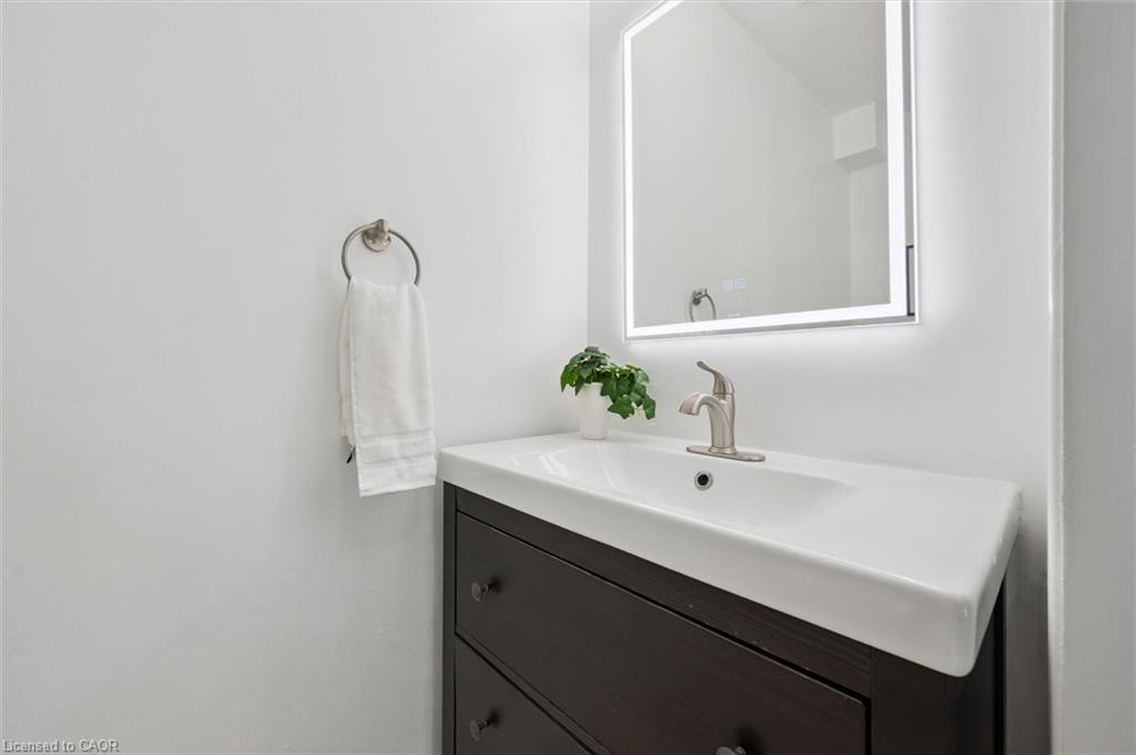 9-600 White Elm Boulevard Property Photo 10