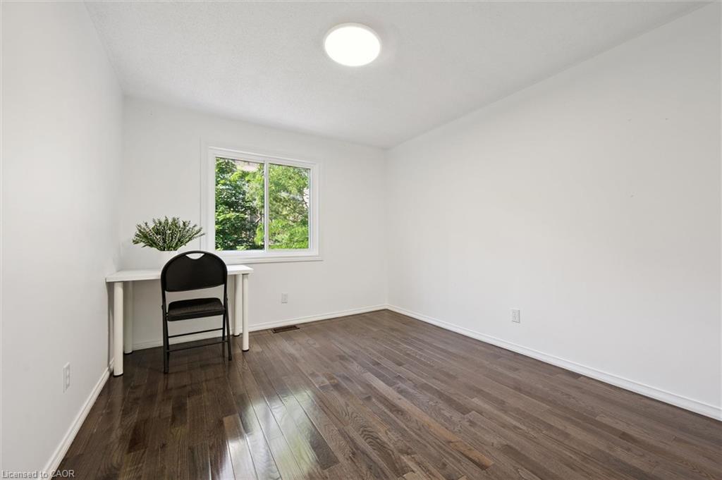 9-600 White Elm Boulevard Property Photo 13