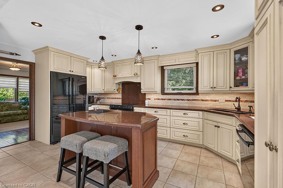 2265 Binbrook Road Property Photo 7