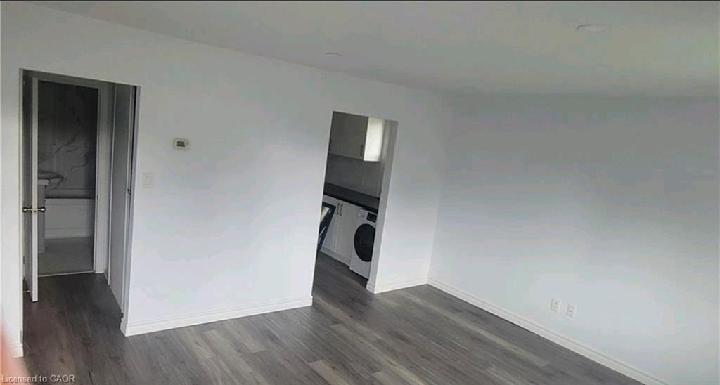 404 Welland Avenue Property Photo 4