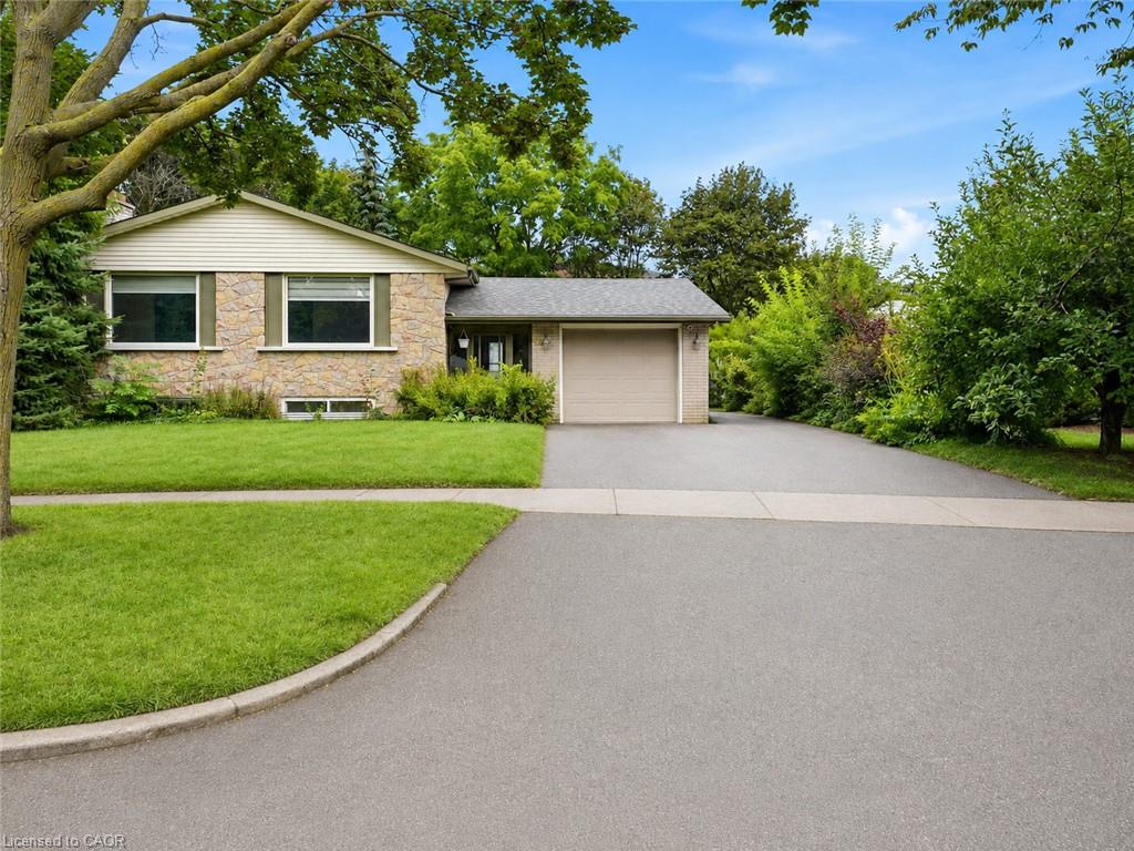 58 Tupper Crescent Property Photo 1
