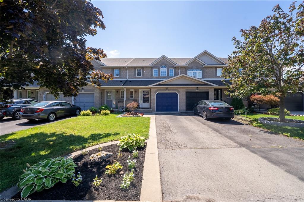 11 Elderberry Avenue Property Photo 1