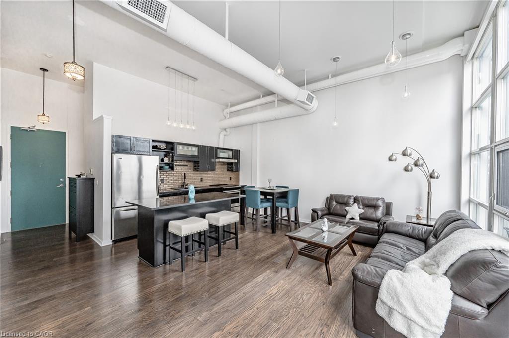508-410 King Street W Property Photo 1