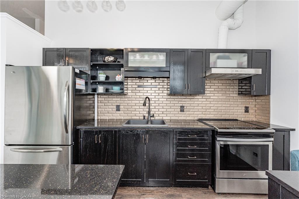 508-410 King Street W Property Photo 7
