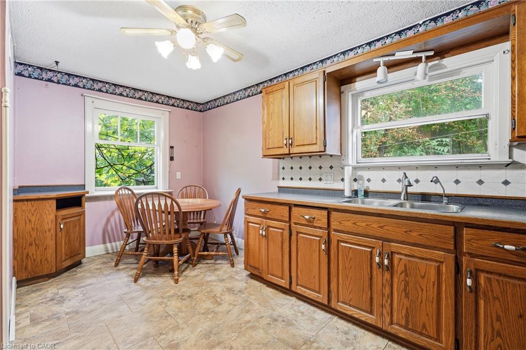 481 Whites Road Property Photo 16