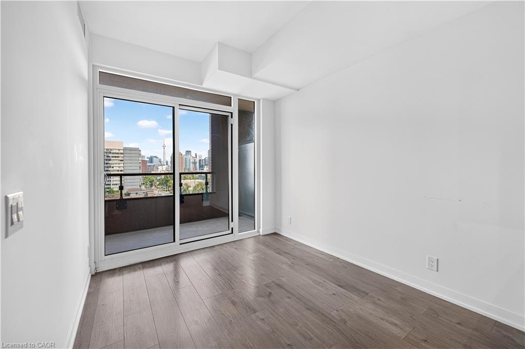 609-285 Dufferin St W/s Street Property Photo 9
