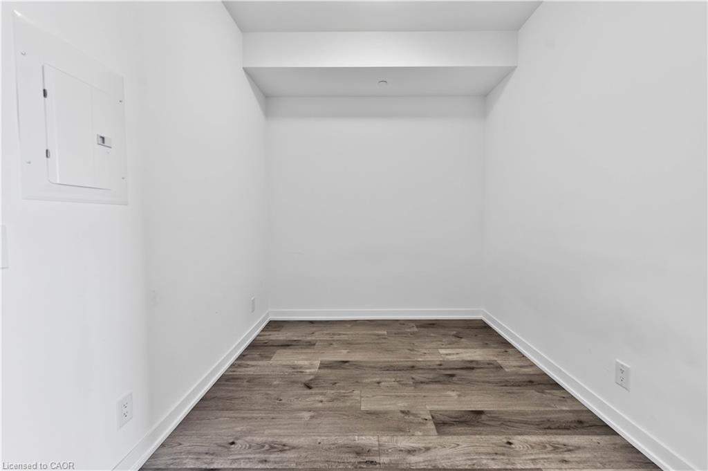 609-285 Dufferin St W/s Street Property Photo 14