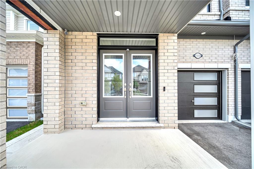 180 Povey Road Property Photo 4