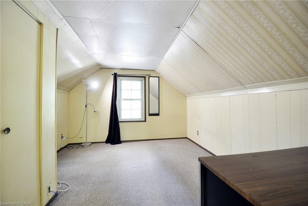 285 Albert Street Property Photo 18